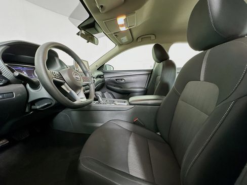 Used 2024 Nissan Sentra SV image 13