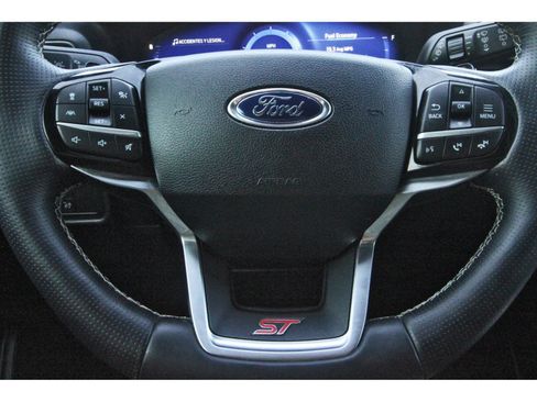 Used 2021 Ford Explorer ST w/ Equipment Group 401A AWD/4WD image 18