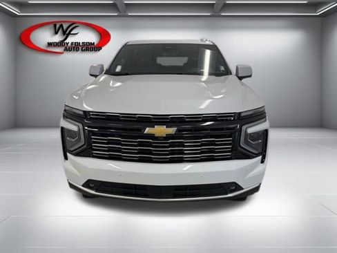 New 2026 Chevrolet Suburban High Country image 2