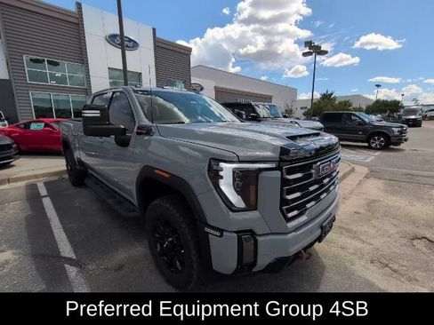 Used 2024 GMC Sierra 2500 AT4 w/ Technology Package AWD/4WD image 3