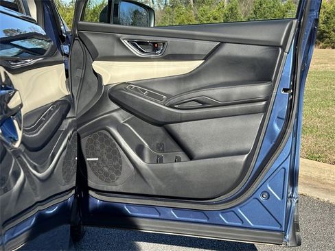 Used 2022 Subaru Ascent Limited w/ Technology Package image 15