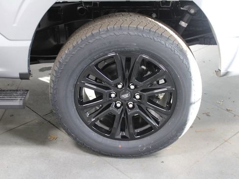 New 2025 Ford F150 Platinum w/ FX4 Off-Road Package image 18