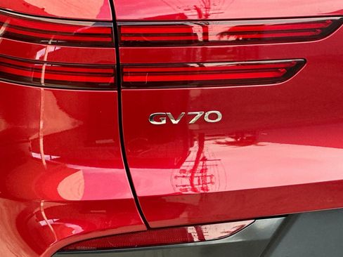 Used 2026 Genesis GV70 2.5T Select image 29