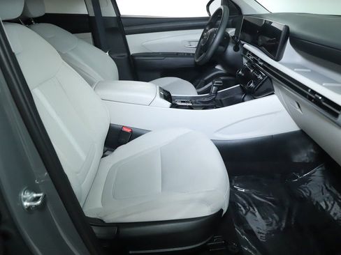 Used 2025 Hyundai Tucson SEL AWD/4WD image 35