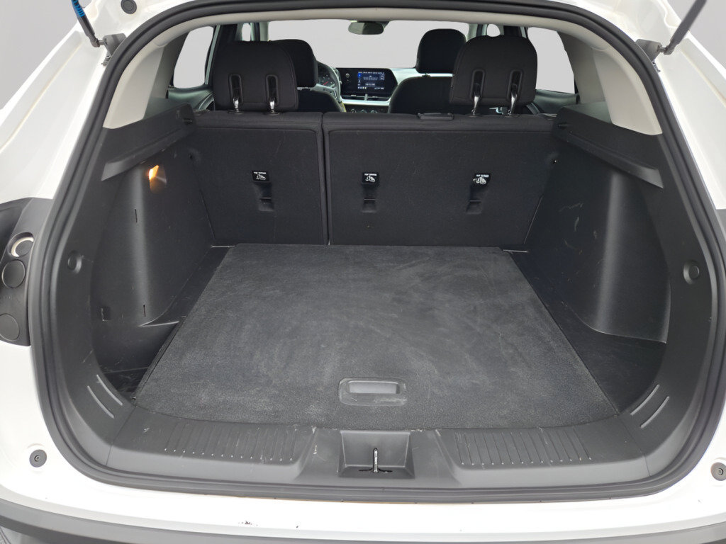 Certified 2024 Chevrolet Trax LS FWD image 20
