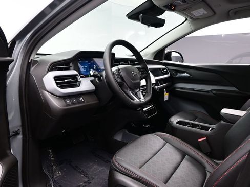 New 2027 Chevrolet Bolt RS w/ Technology Package FWD image 8