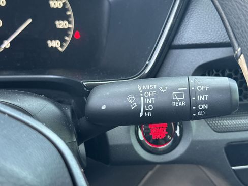 Used 2025 Honda CR-V LX image 32