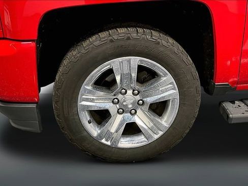 Used 2016 Chevrolet Silverado 1500 Custom w/ Custom Convenience Package AWD/4WD image 28