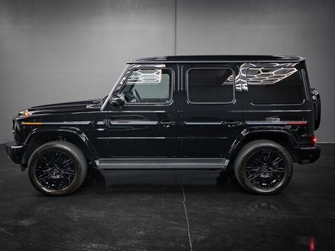 Used 2025 Mercedes-Benz G 580 w/ EQ Technology image 4