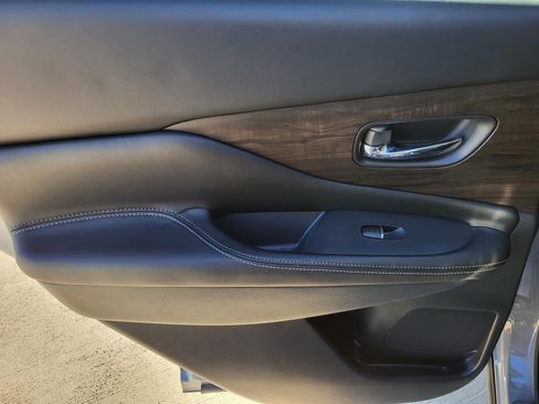 Certified 2023 Nissan Murano Platinum w/ Cargo Package image 19