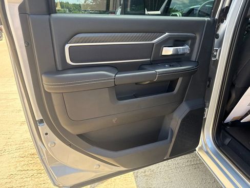 New 2026 RAM 2500 Big Horn AWD/4WD image 21