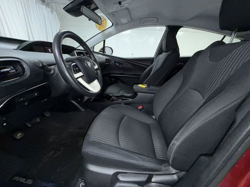 Used 2017 Toyota Prius Prime Plus image 3