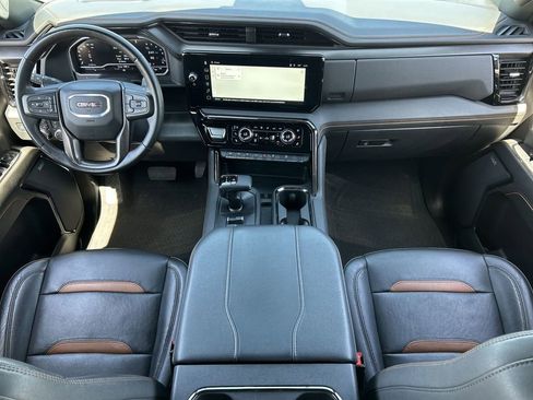 Used 2024 GMC Sierra 1500 AT4 w/ AT4 Premium Package AWD/4WD image 20