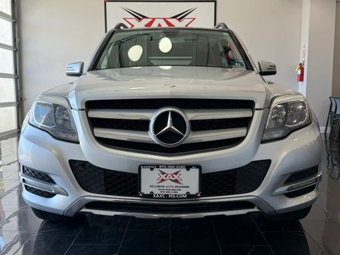 Used 2013 Mercedes-Benz GLK 350 4MATIC image 2