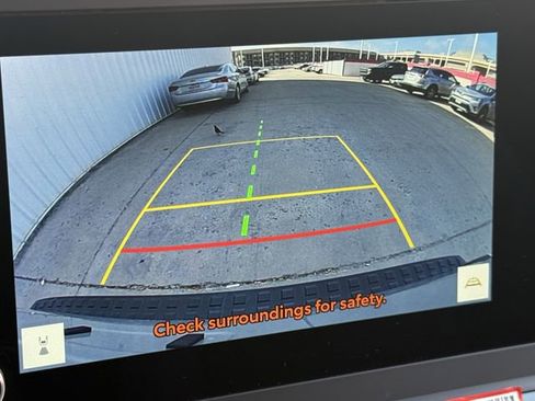 Used 2025 Toyota 4Runner TRD Off-Road image 18