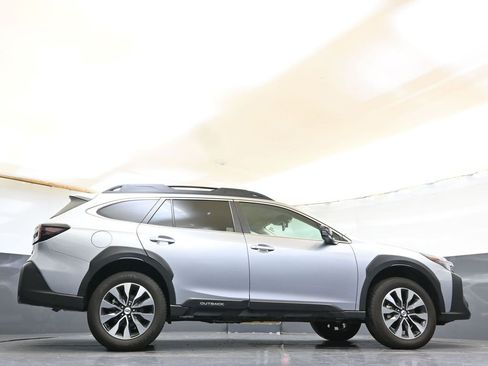 Certified 2024 Subaru Outback Limited image 34
