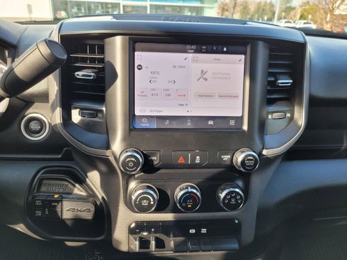 Used 2022 RAM 2500 Tradesman w/ Chrome Appearance Group image 29