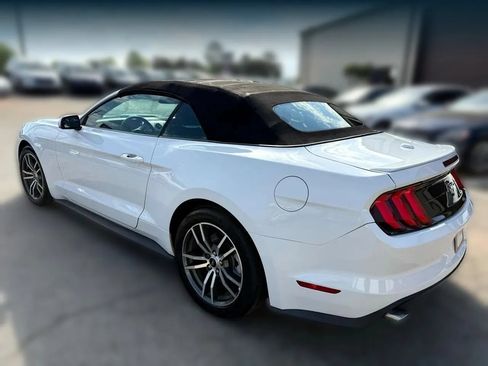 Used 2016 Ford Mustang Premium RWD image 6