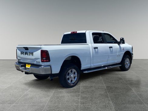 Used 2025 RAM 2500 Big Horn AWD/4WD image 5