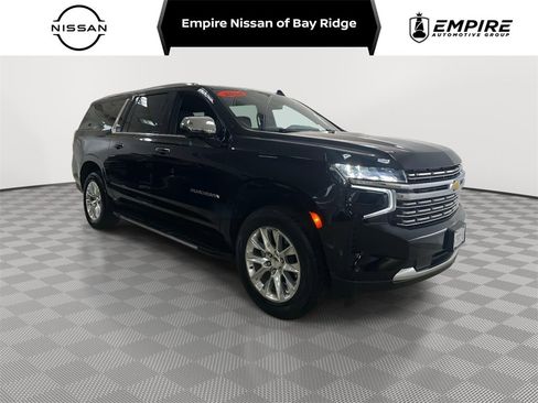 Used 2024 Chevrolet Suburban Premier image 1