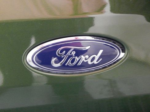 Used 2023 Ford Bronco Badlands image 7