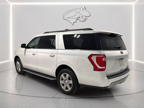 Used 2018 Ford Expedition Max XLT w/ Equipment Group 202A AWD/4WD image 3