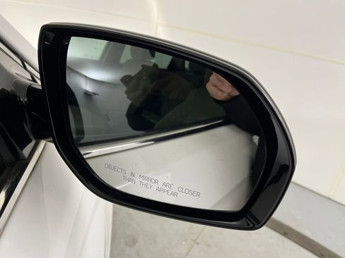 Used 2017 Hyundai Santa Fe SE image 52