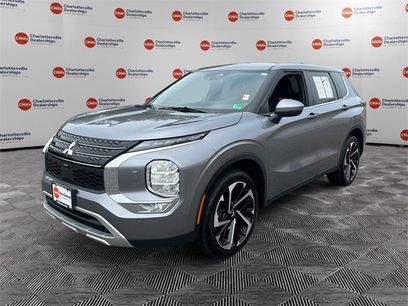 Used 2023 Mitsubishi Outlander SE