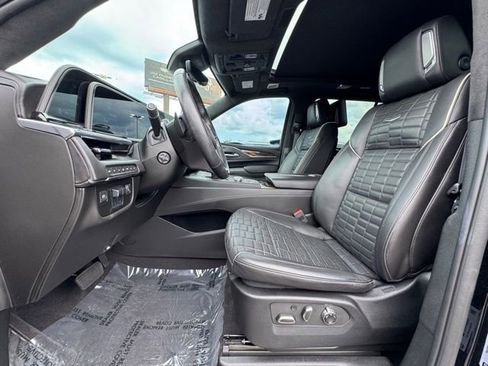 Certified 2023 Cadillac Escalade Premium Luxury Platinum image 22