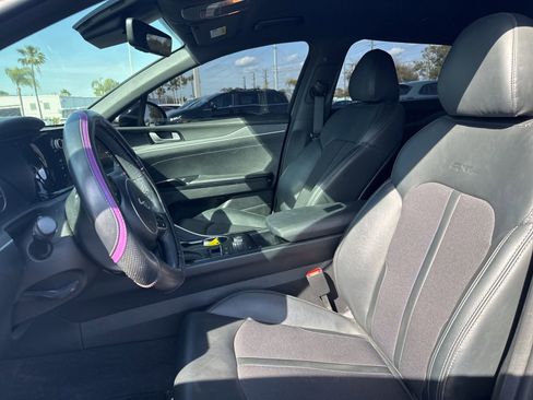 Used 2023 Kia K5 GT-Line w/ GT-Line Premium Package image 10