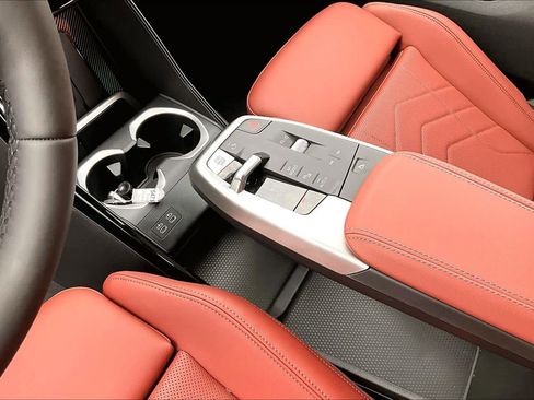 New 2026 BMW 740i xDrive 740i xDrive image 8