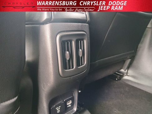 Used 2017 Jeep Compass Limited AWD/4WD image 16