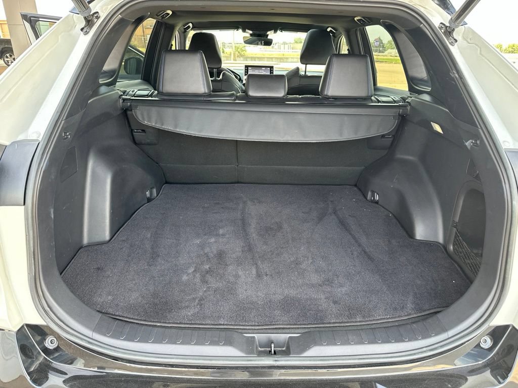Used 2022 Toyota RAV4 XSE AWD/4WD image 17