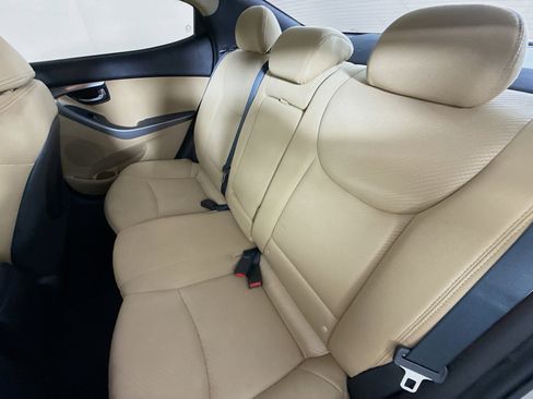 Used 2011 Hyundai Elantra GLS FWD image 26