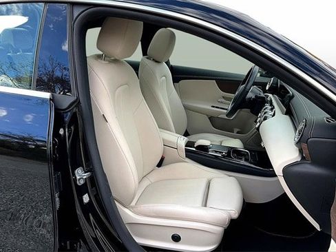 Certified 2023 Mercedes-Benz CLA 250 4MATIC image 32