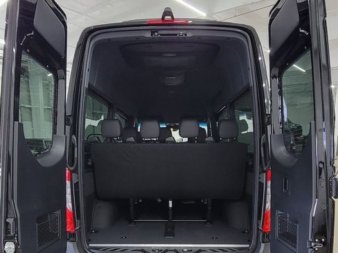 New 2024 Mercedes-Benz Sprinter 2500 image 9