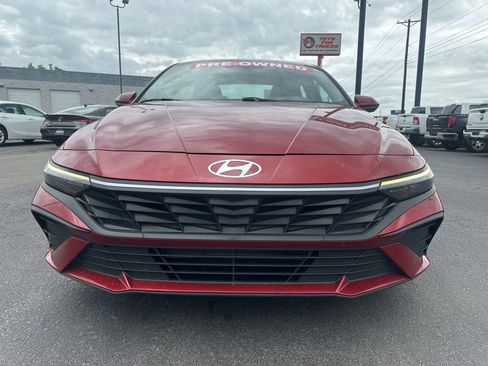 Used 2024 Hyundai Elantra SEL FWD image 12