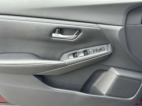 Used 2022 Nissan Sentra SV image 22