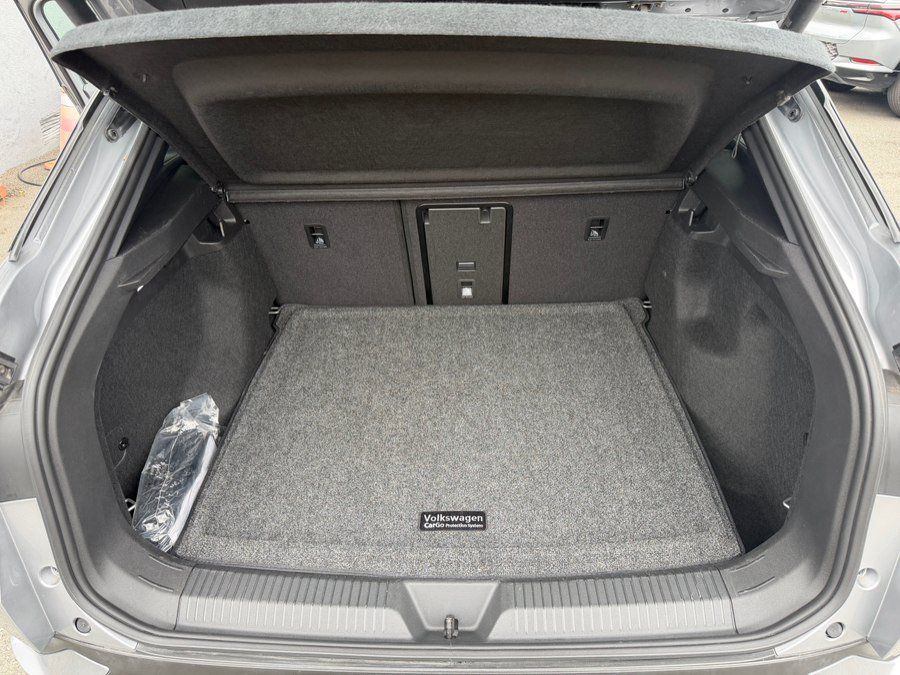 Used 2025 Volkswagen ID.4 Pro S RWD image 45