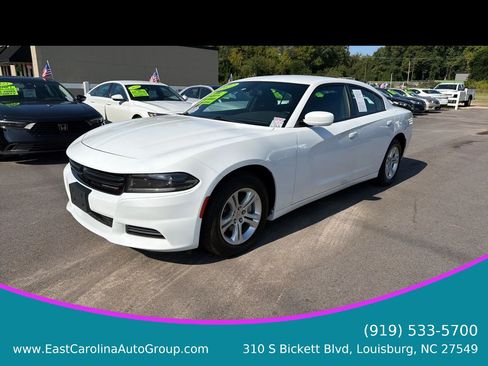 Used 2022 Dodge Charger SXT RWD image 1