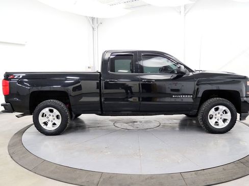 Used 2018 Chevrolet Silverado 1500 LT w/ All Star Edition image 8