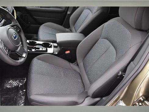 Used 2026 Subaru Forester Premium AWD/4WD image 12