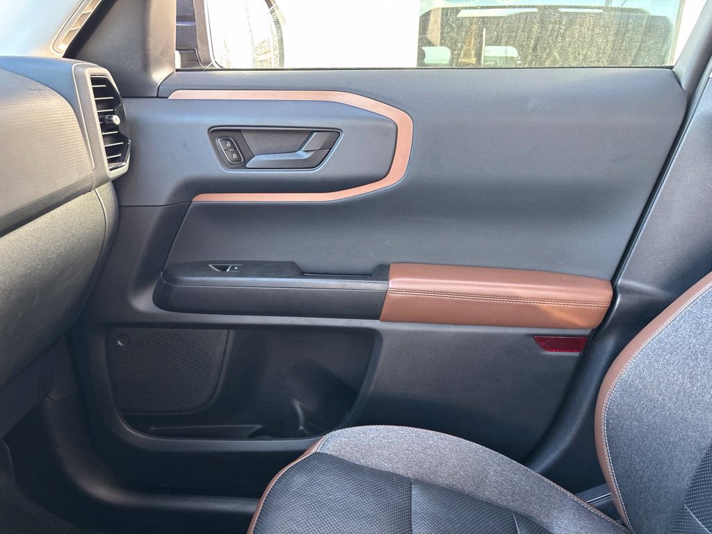 Used 2021 Ford Bronco Sport Outer Banks AWD/4WD image 6