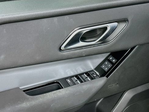 Certified 2025 Land Rover Range Rover Velar S AWD/4WD image 19