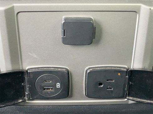 Used 2022 Ford F250 Lariat w/ Tremor Off-Road Package image 16