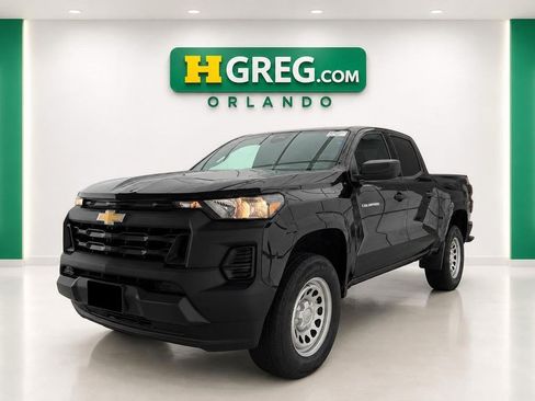 Used 2024 Chevrolet Colorado W/T RWD image 4