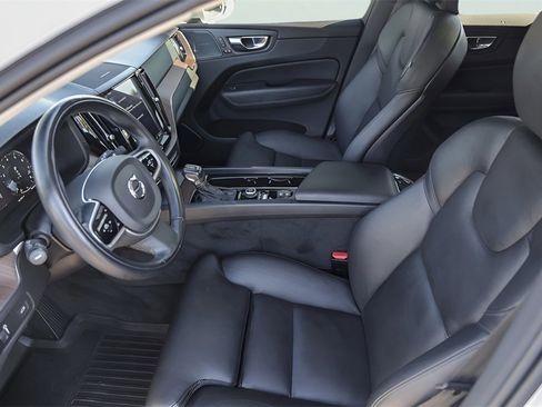Used 2020 Volvo XC60 T5 Inscription w/ Protection Package Premier image 12