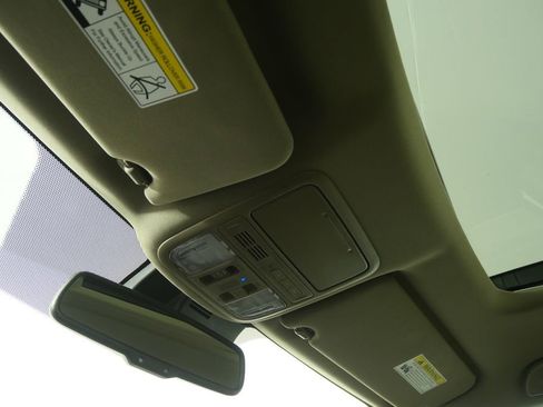 Used 2018 Honda Pilot EX-L image 25