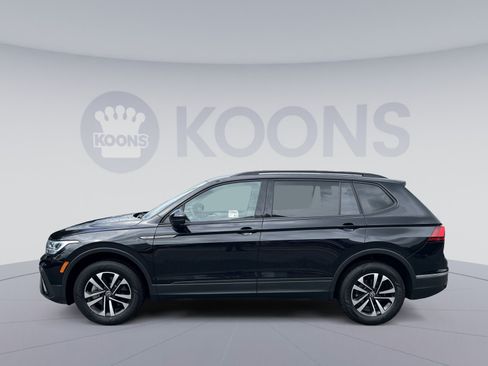 Used 2023 Volkswagen Tiguan S AWD/4WD image 2