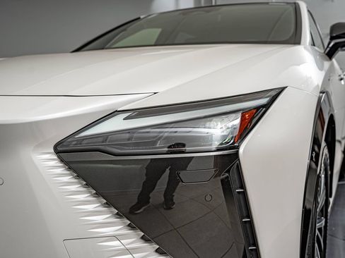Certified 2024 Lexus RZ 300e Premium w/ Technology Package FWD image 13